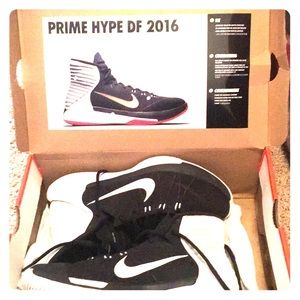Nike Basketball Shoes